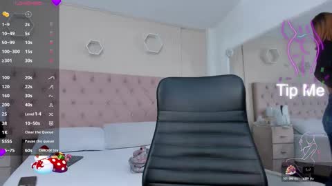 madison online show from October 10, 1:28 pm