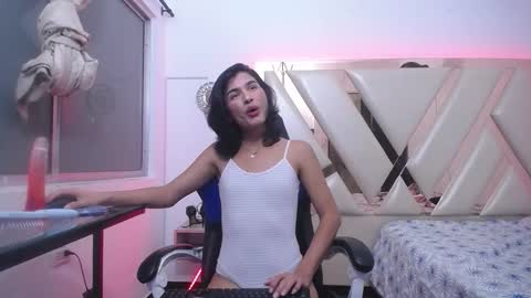 madisson_jones18 online show from March 26, 11:59 am