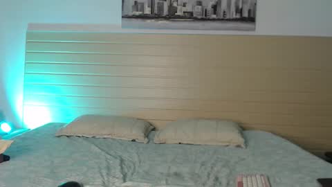    online show from March 9, 2:05 am