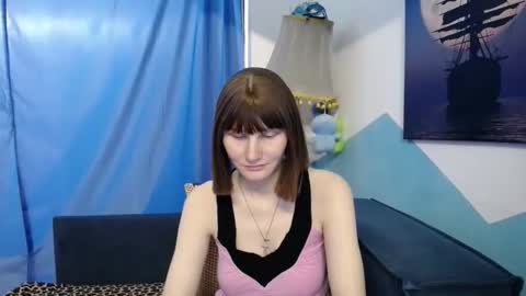 Elizabeth online show from January 9, 1:44 am