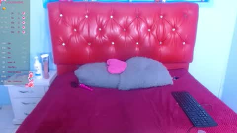 madyfox online show from September 21, 7:07 pm