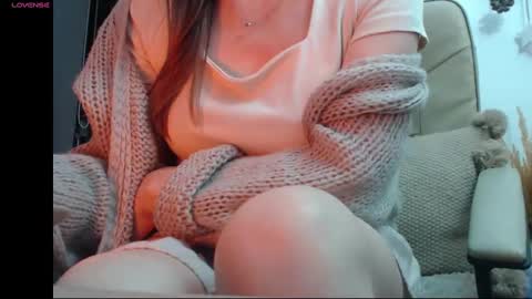 Snapshot of madyqueen chatting on January 22, 7:34 pm Mara online show from January 22, 7:34 pm