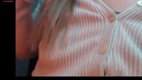 Snapshot of madyqueen chatting on February 27, 6:42 pm Mara online show from February 27, 6:42 pm