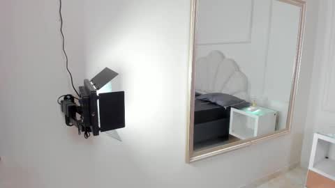 madyscarlett online show from October 10, 12:00 pm