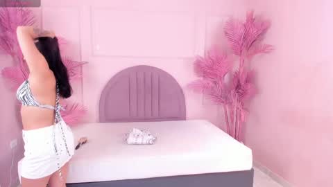 madyscarlett online show from October 4, 11:41 am