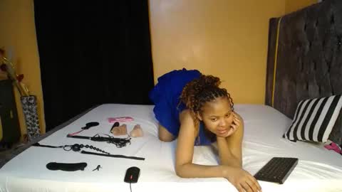 PENDO AND VIV online show from October 27, 5:02 pm