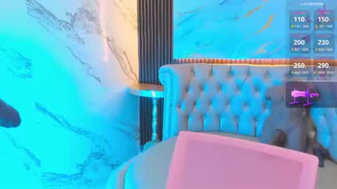 Mae online show from June 11, 12:32 am