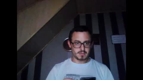 magfrauenfuesse online show from September 14, 7:59 pm