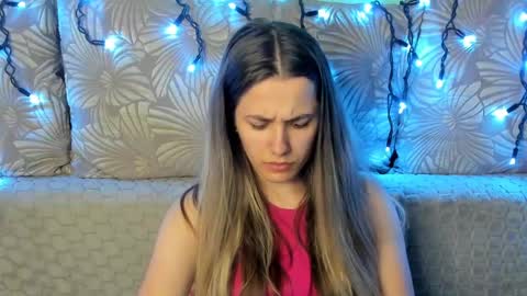 Maggie online show from June 6, 3:45 am
