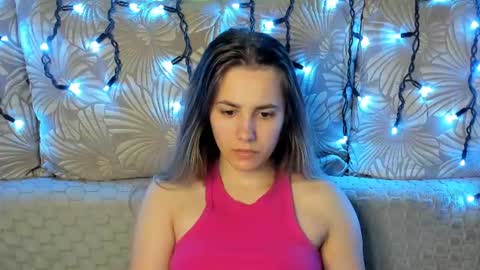 Maggie online show from July 7, 3:19 am