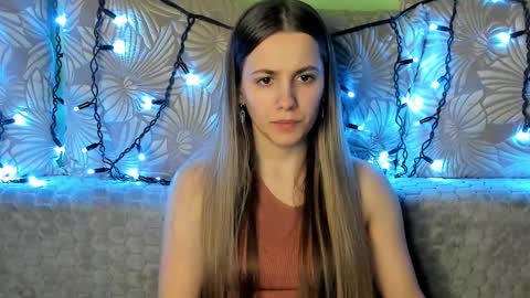 Maggie online show from February 13, 1:19 am