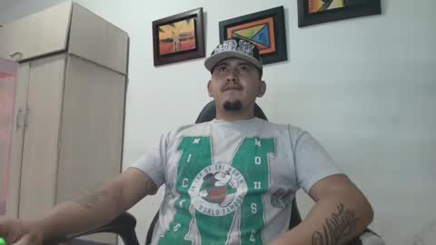 magic_milk23 online show from November 20, 10:58 am