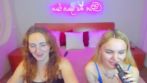 Lili and Bella online show from November 13, 7:27 pm