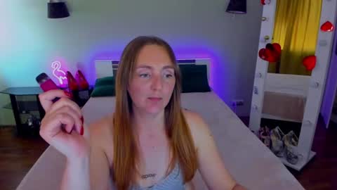 Lili and Bella online show from June 13, 8:36 am