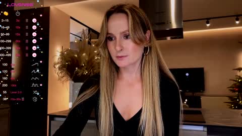 magicpeaach online show from January 13, 6:59 pm