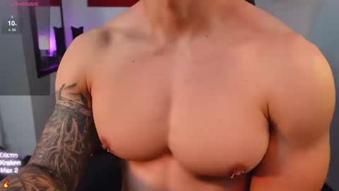 Snapshot of magnus_savage chatting on September 25, 4:47 pm If you want me to use the Lovense please let me know -- online show from September 25, 4:47 pm