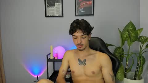 mai_sanchez online show from January 14, 3:47 am