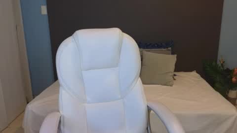 Maiaa Ruiz  online show from January 25, 12:58 pm