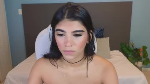 Maiaa Ruiz  online show from January 31, 1:12 pm