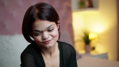  Maia  online show from October 22, 8:43 pm