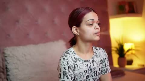  Maia  online show from April 10, 8:57 pm