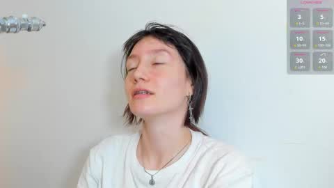 maibys online show from October 1, 3:27 am