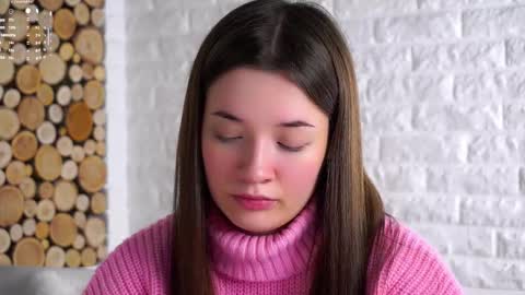 Lucy online show from November 20, 2:21 am