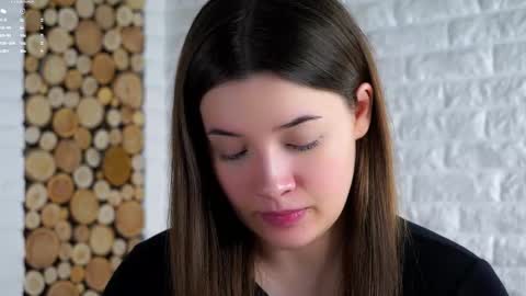 Lucy online show from January 12, 2:07 am