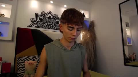 Maiky Cooper online show from November 21, 3:37 am