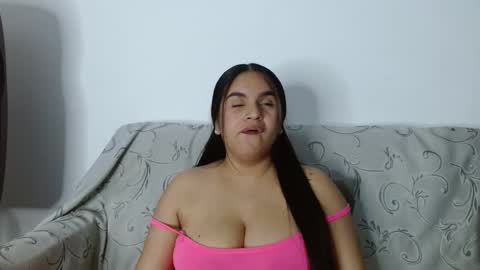 maite online show from February 8, 3:54 am