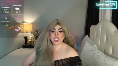 majestydannaxx online show from March 23, 2:38 am