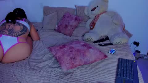 majito online show from April 28, 11:31 pm