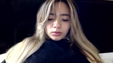 majo_gomezz online show from April 4, 3:02 am