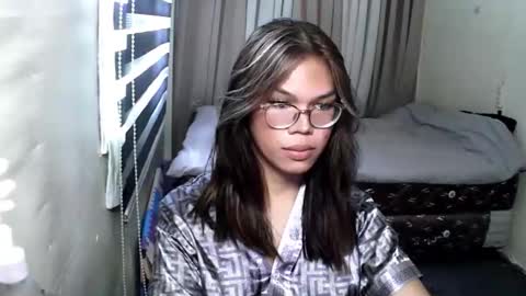 SWEET KEANA online show from September 13, 6:05 am