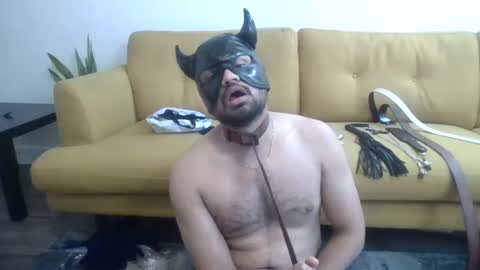 Rakesh Slave online show from January 6, 10:47 pm