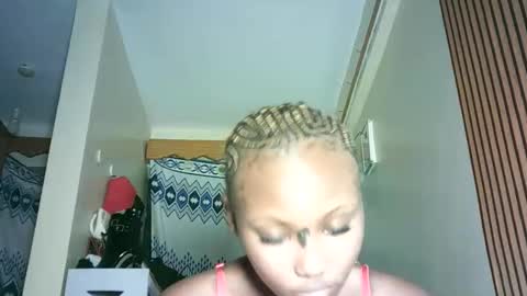 Eva online show from April 11, 1:10 am