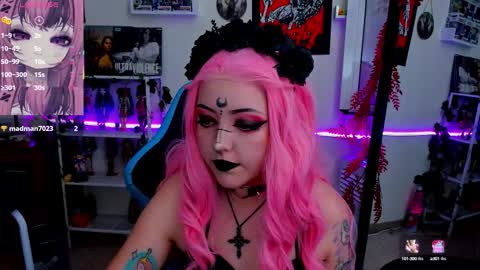 Snapshot of makii_33 chatting on September 16, 11:08 pm ...  ... online show from September 16, 11:08 pm