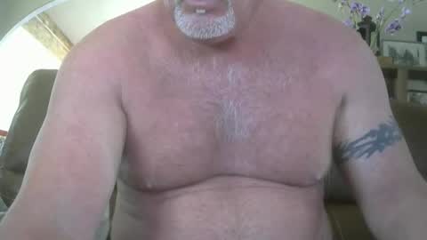 makinit0808 online show from May 24, 6:25 pm