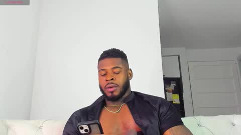 Makonnen online show from February 3, 6:22 am