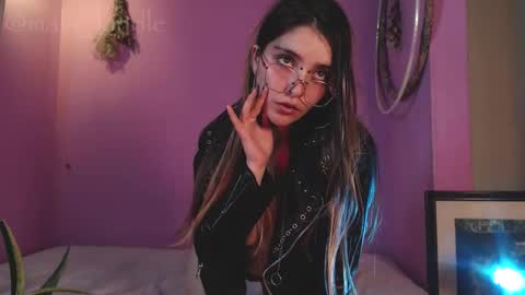 Call me Mala independent model online show from November 5, 1:40 am