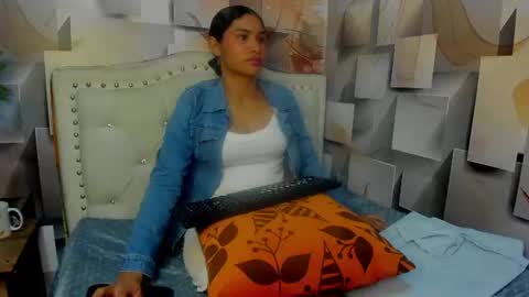 M A L A I K A  online show from August 3, 4:46 pm