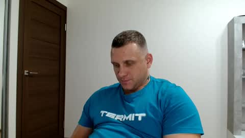 malchyshka online show from October 21, 9:40 pm