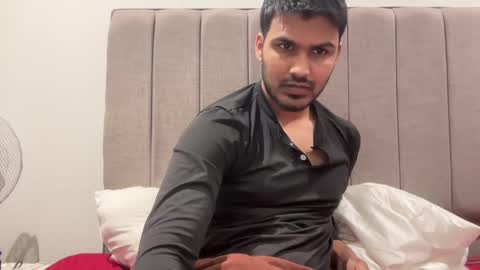 malegreek online show from March 9, 8:10 pm