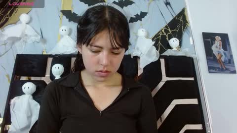 malejacs01 online show from October 17, 11:47 am