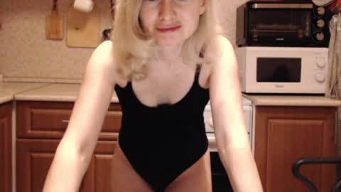 Malena online show from April 8, 9:29 pm