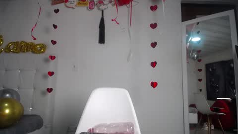 Malory online show from February 16, 5:59 am