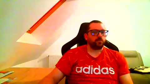 breton online show from January 28, 9:19 pm