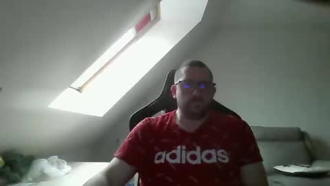 breton online show from January 22, 9:46 am