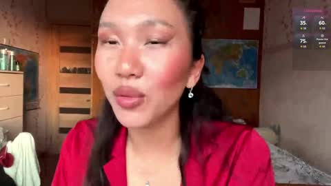 Olivia online show from June 3, 2:33 pm