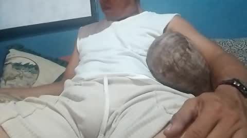 mandrilo7379 online show from May 1, 7:13 am